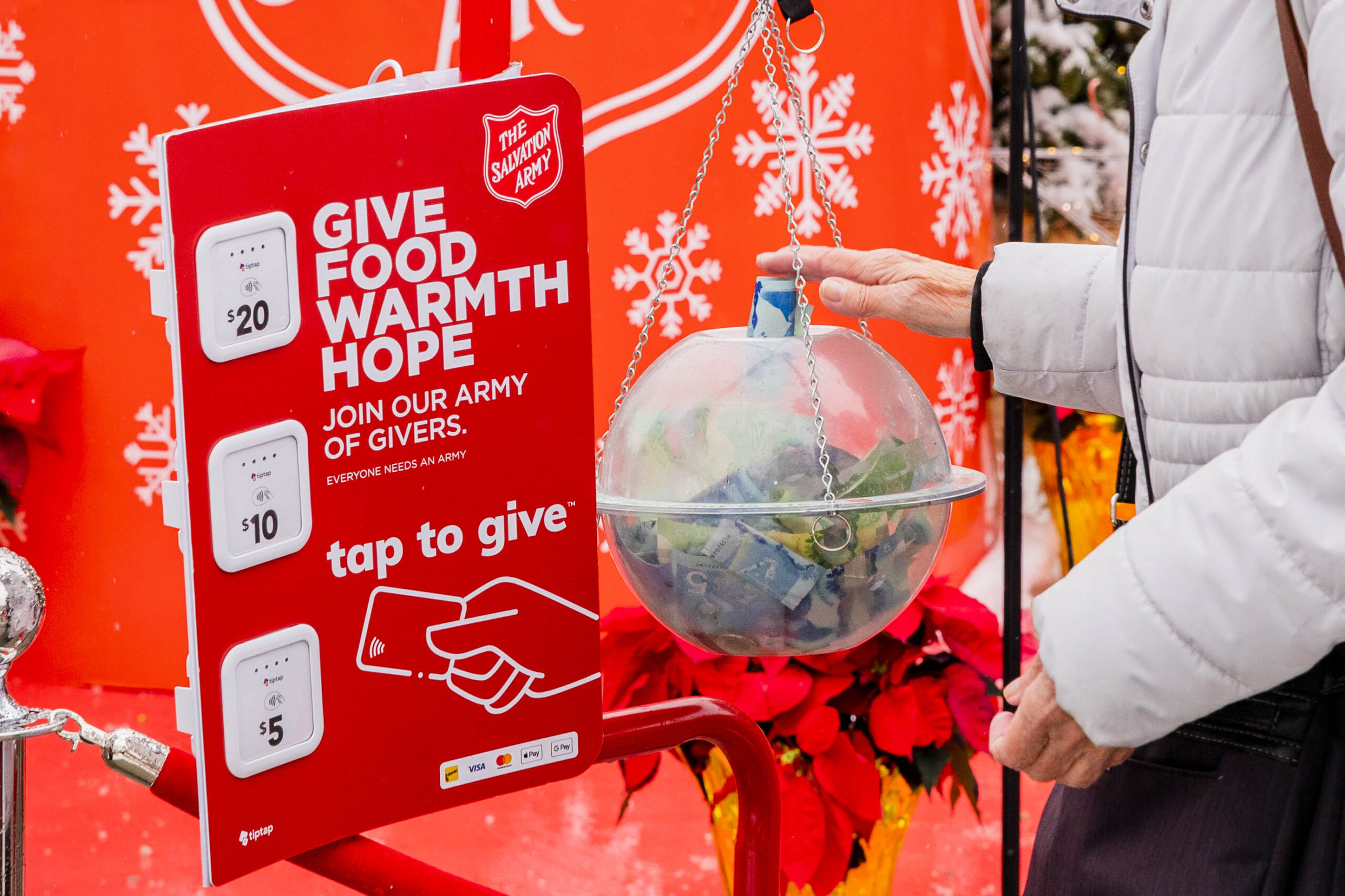 The Salvation Army in Ontario Launches 2022 Christmas Kettle Campaign with  a goal of $13.5 million to Support Individuals and Families in Need