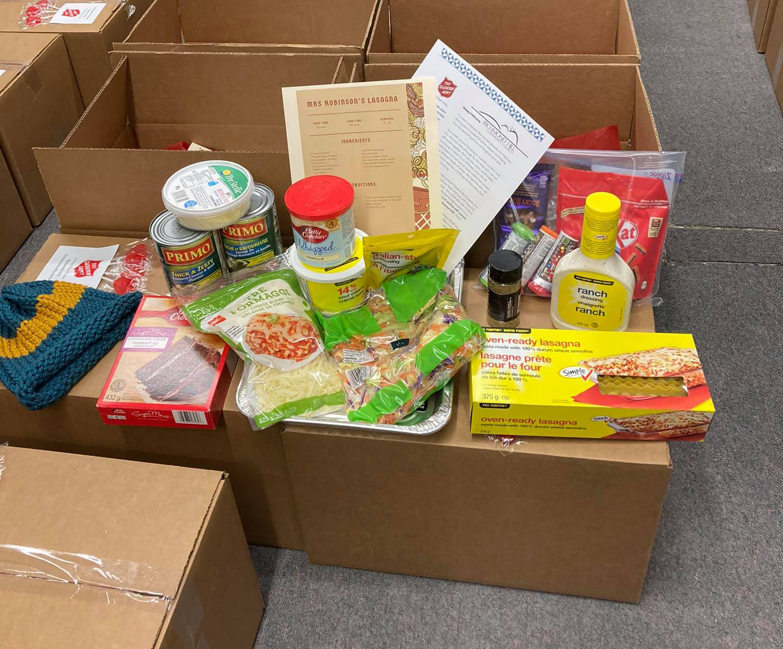 The Salvation Richmond Hill Community Church Creates Food Boxes for Fresh Home-Cooked Meals