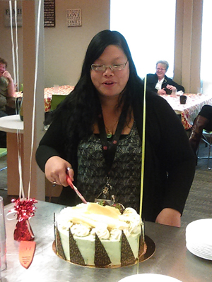 Florence cutting cake