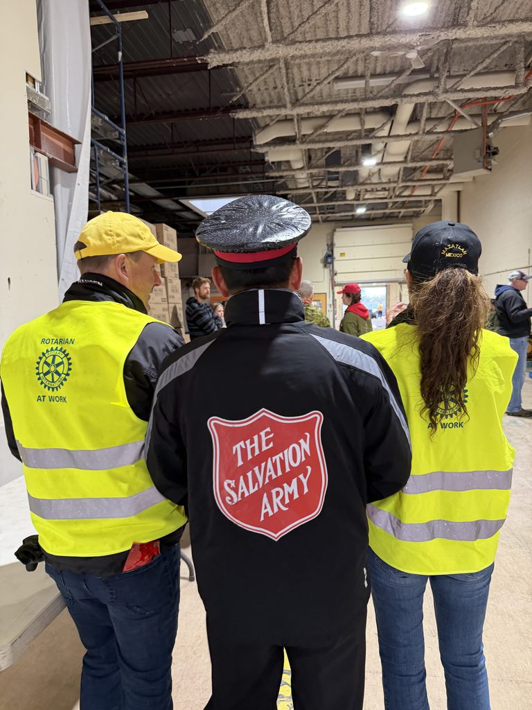 Grande Prairie Community Comes Together to Help Fill Salvation Army Food Bank Shelves