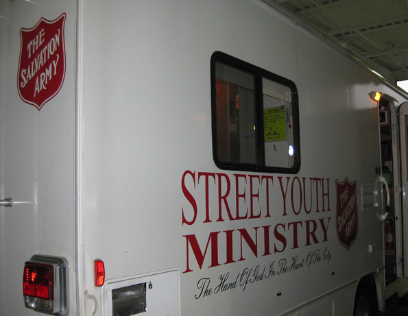 salvationarmy_streetyouthvan