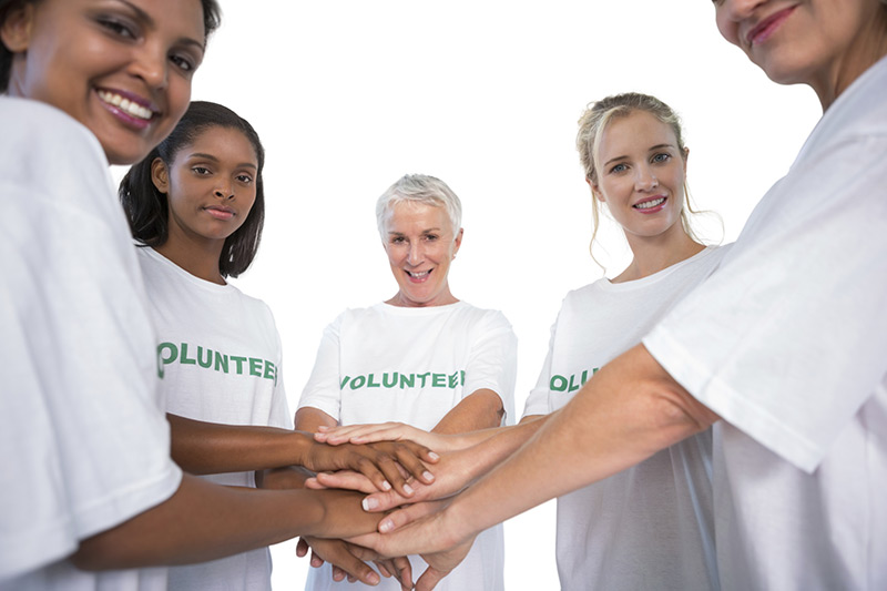 Volunteer with The Salvation Army. Photo: 4774344sean / iStock / Thinkstock. Use of photo is granted to The Salvation Army (the Licensee) through a subscription agreement. Downloading of licensed image is restricted other than for personal use, and prohibited from republication, retransmission or reproduction. Go to thinkstockphotos.com for full license information.