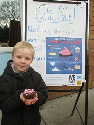 Six-year-old Noah raised money at a bake sale to help the homeless