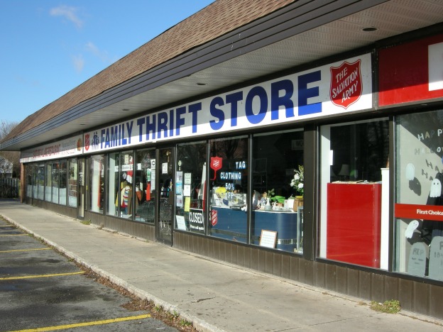 Photo of a Salvation Army Thrift Store front