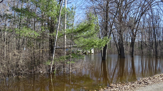 Flood waters surround home in Constance Bay, Ottawa region