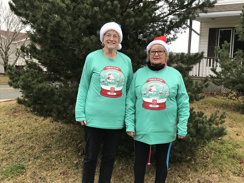 Bernice, left, ready to start the 2020 virtual santa shuffle.