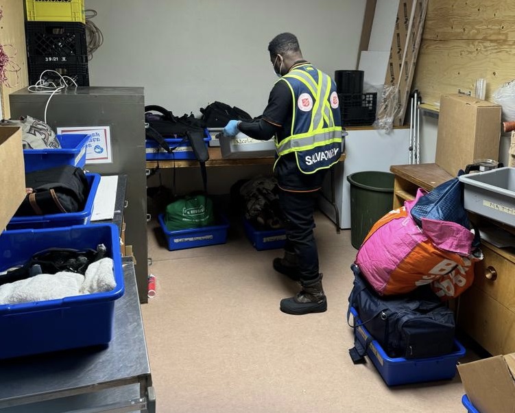 EDS worker serves vulnerable at warming station