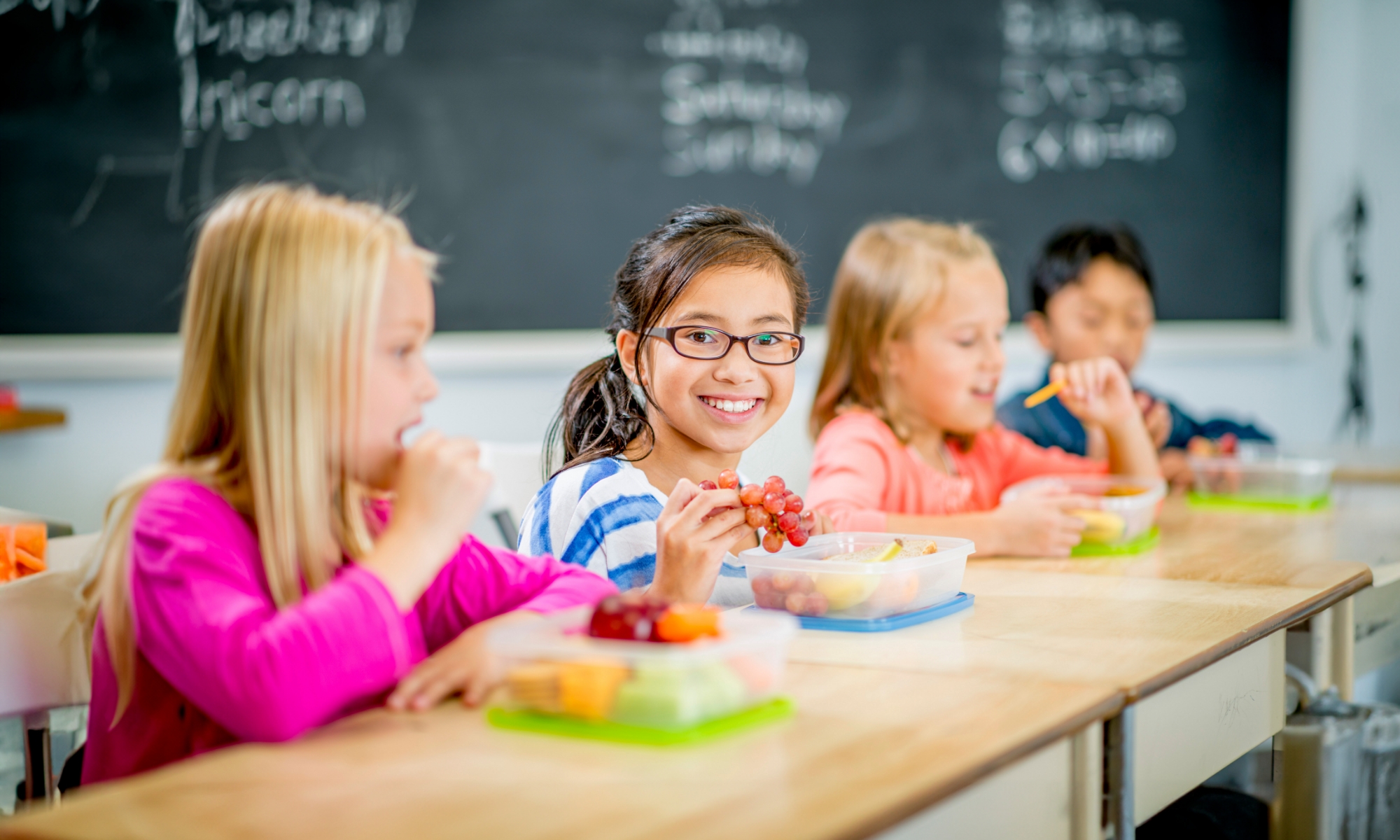 students eating fruits