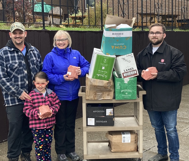 Salvation Army worker distributes moose meat to vulnerable clients