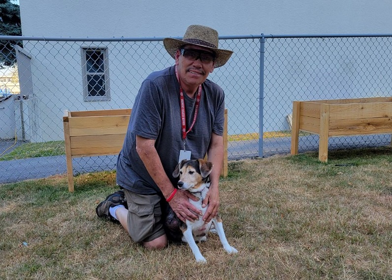 A Former Addict Who is Hooked on Giving Back