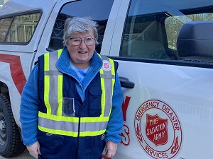 Sandra delivers meals and hydration to the vulnerable