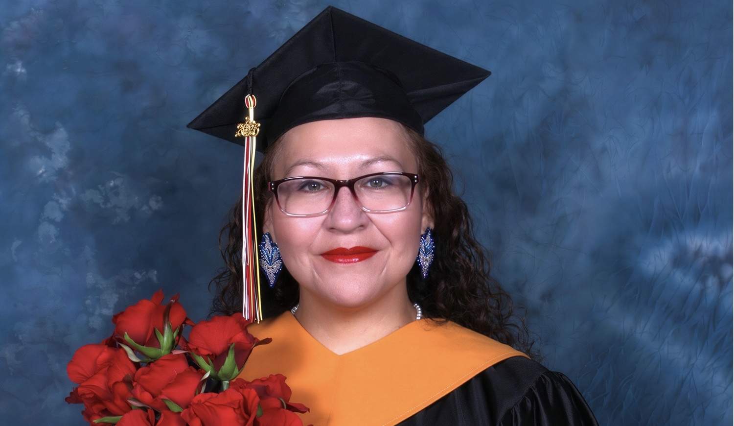 Mother Becomes Valedictorian After Experiencing Homelessness