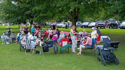 Seniors enjoy summer outing